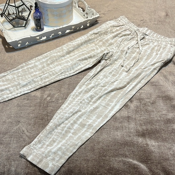 Old Navy Pants - Old Navy Tie-Dye Beige Track Pants - Size Small Petite